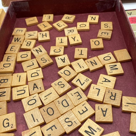 Vintage Scrabble Board Game Selchow & Righter Co. 1948 - Picture 7 of 15